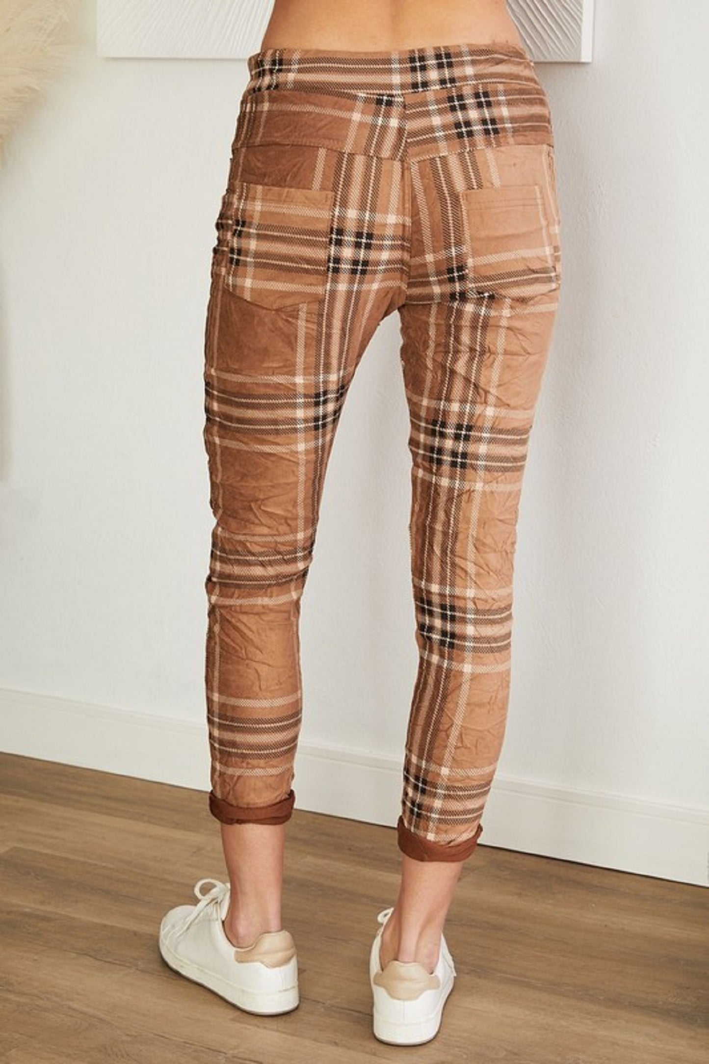 Plaid Crinkle Jogger